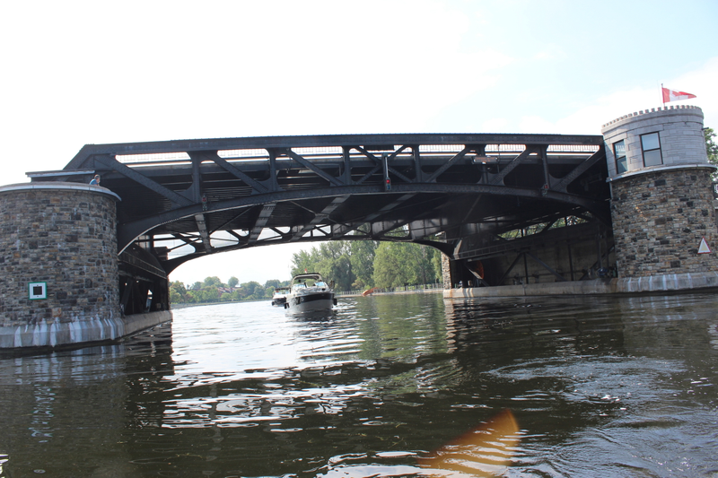 Illustration for article titled Take a trip down the Rideau Canal